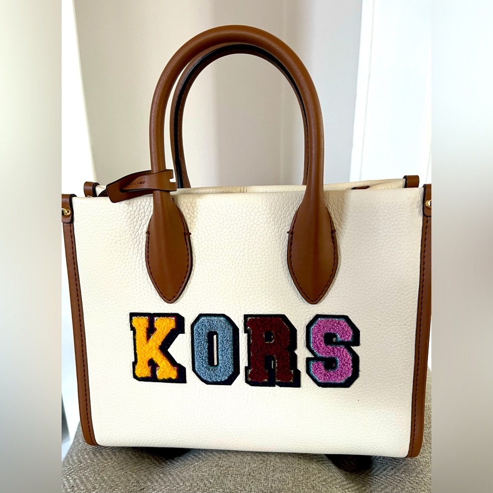 Only worn once Michael KORS logo handbag